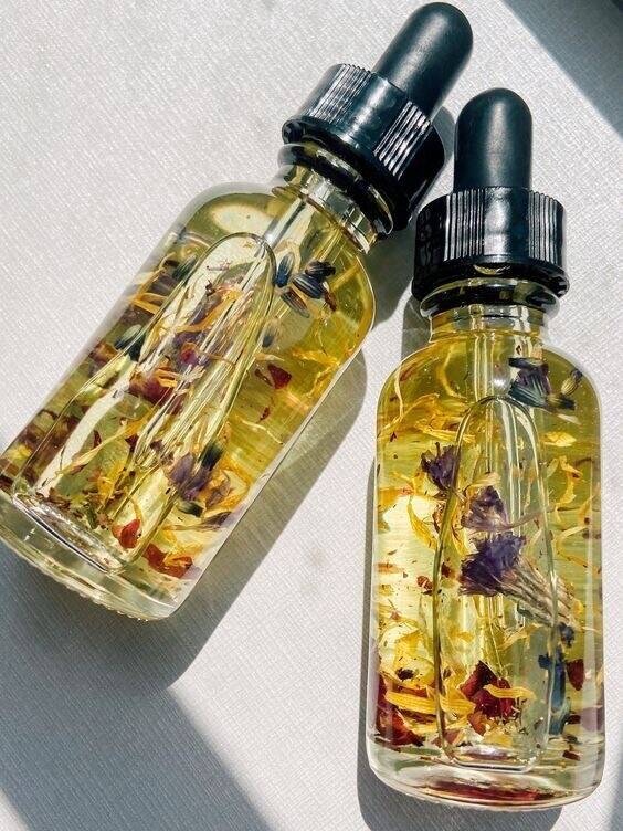 Hayami Essentials oil bottle